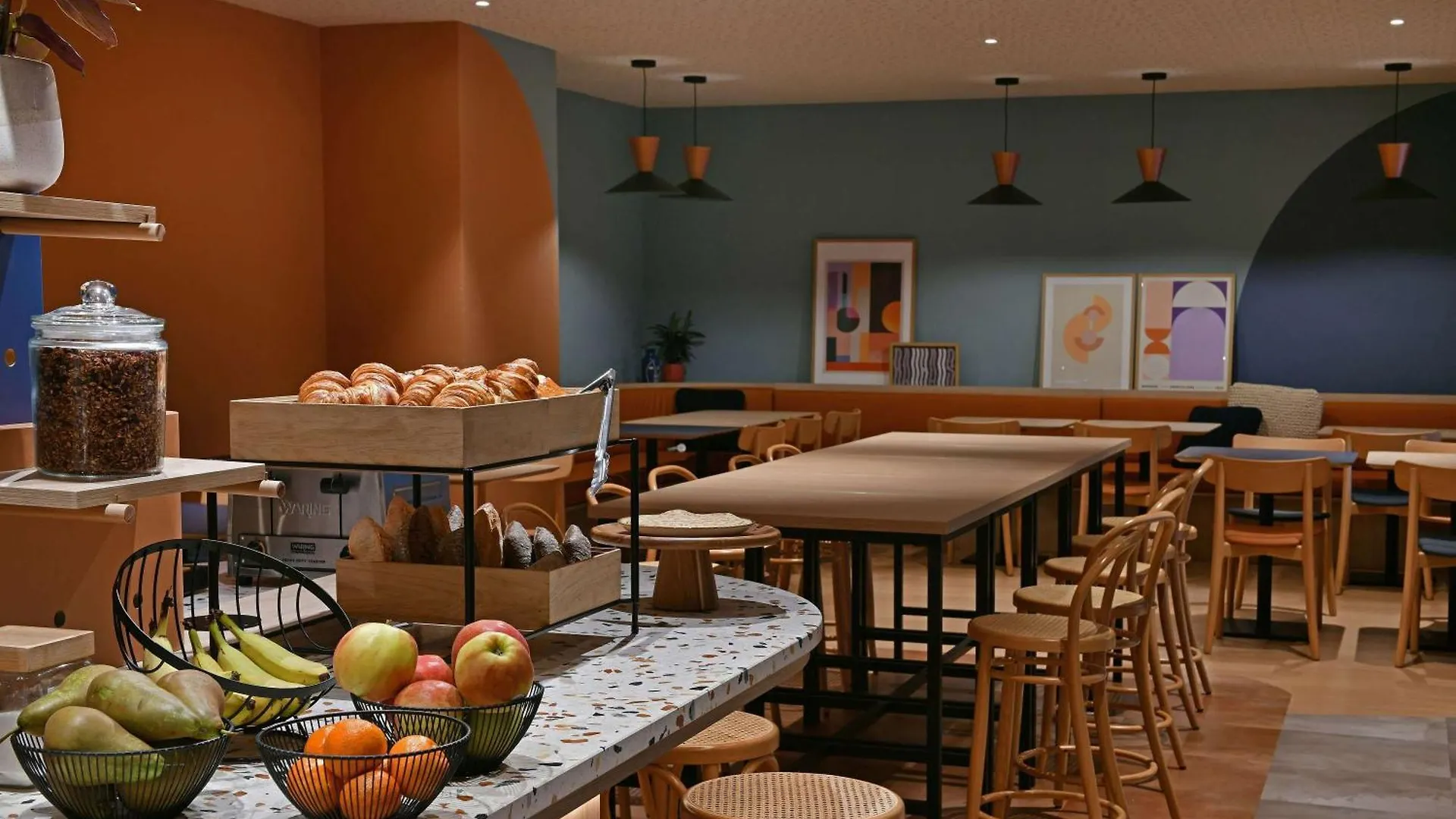מלון Ibis Styles Charleroi Airport Aero 44